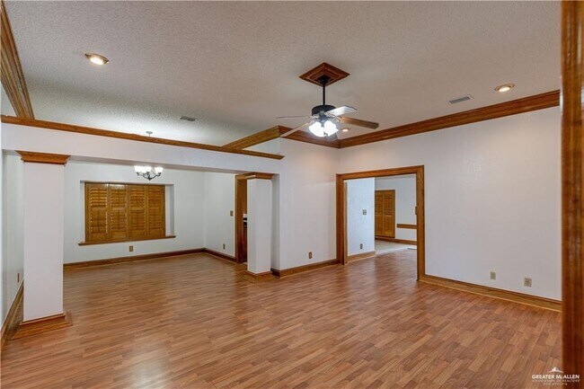 Building Photo - 20 N 21st St