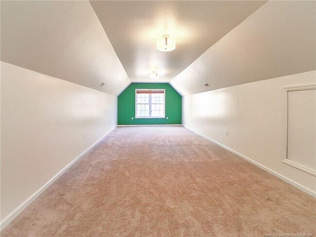 Building Photo - 9310 Creek Path Pl