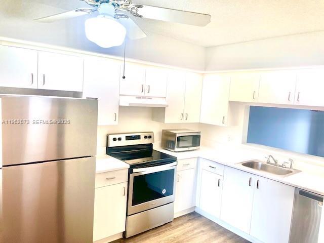 Building Photo - 13701 SW 12th St