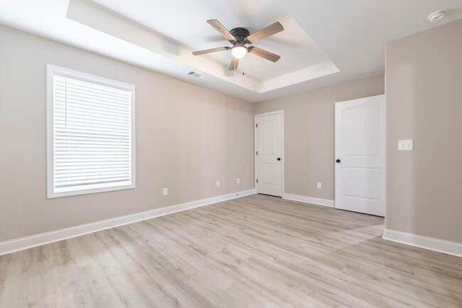 Building Photo - 316 Beau Claire Cir