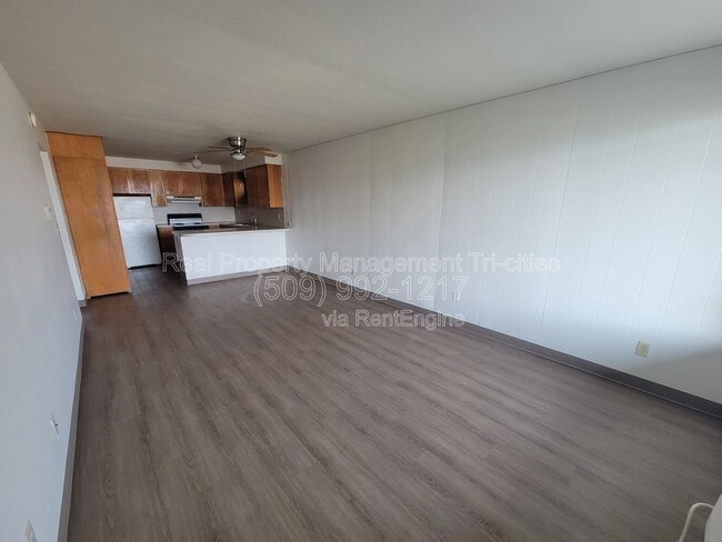 Building Photo - 3326 W Payette Ave