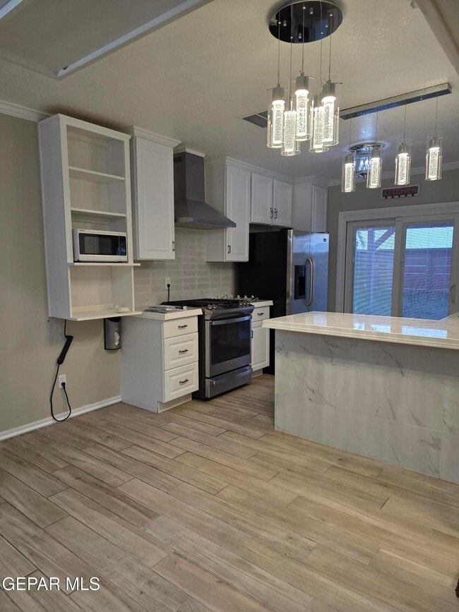 Building Photo - 12105 Royal Woods Dr