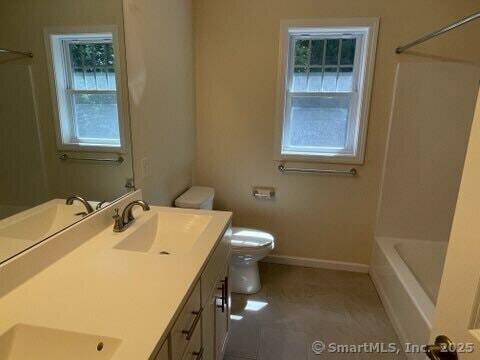 Building Photo - 27 Woodside Dr