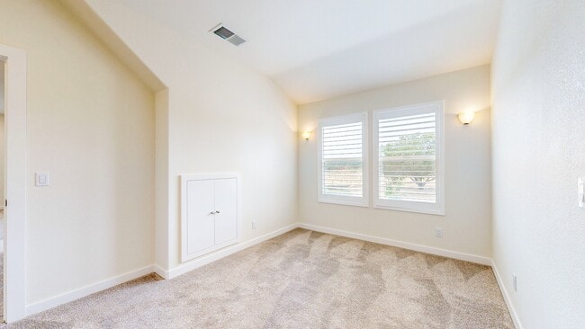 Building Photo - 9901 Old Camp Ln