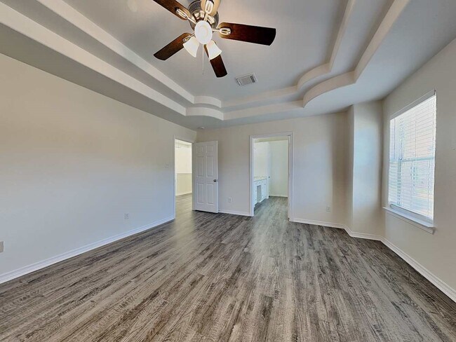 Building Photo - 9122 Prairie Trails Dr