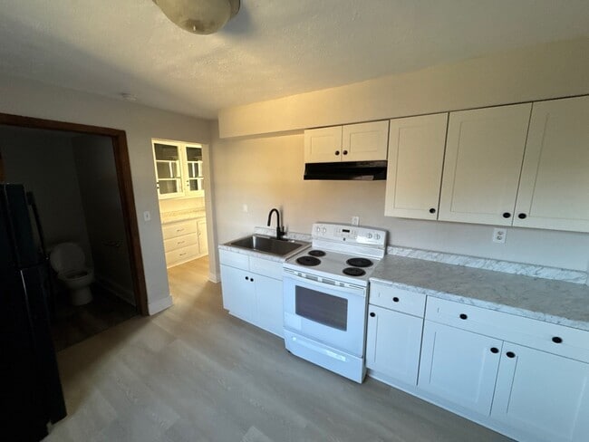 Building Photo - 3511 N 22nd St