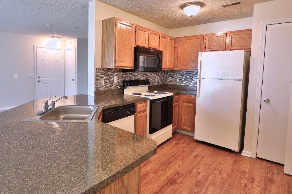 The Apartments At Diamond Ridge Baltimore Md Apartment Finder