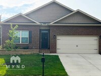 Building Photo - 216 Lakewater Cir