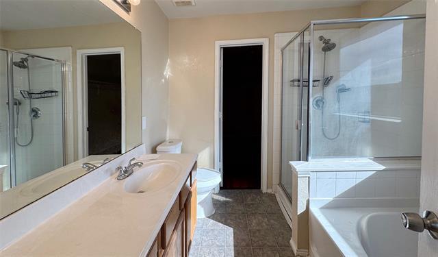 Building Photo - 3505 Truman St