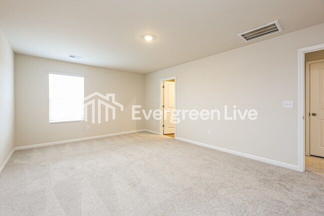 Building Photo - now