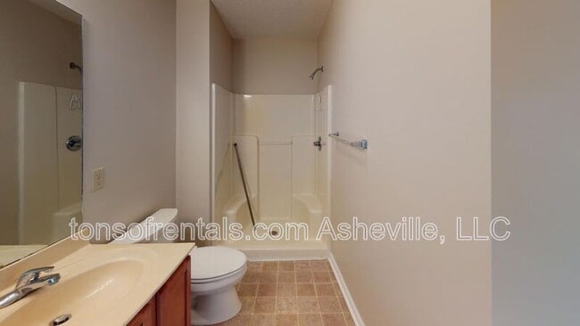 Building Photo - 157 Morningside Ln