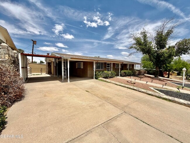 Building Photo - 3305 Capella Ave