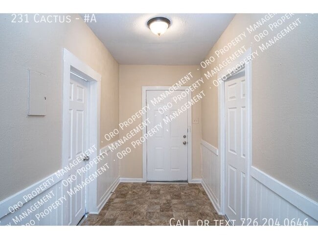 Building Photo - 231 Cactus-#A