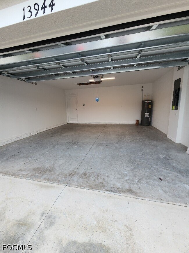 Building Photo - 13944 Buckingham Oak Rd