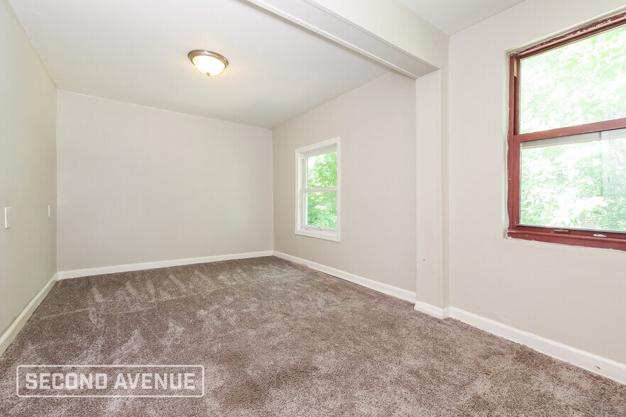 Building Photo - 2612 Bales Ave