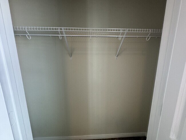 Building Photo - 3-bed 2-bath 2-car garage in Magnolia Spri...