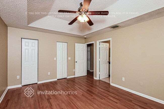 Building Photo - 5833 Eagle Cay Ln