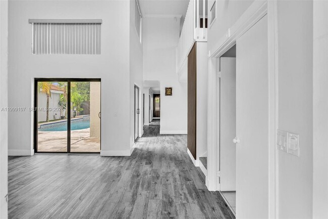 Building Photo - 17532 NW 61st Ct N