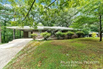 Building Photo - 1200 Oakley Dr