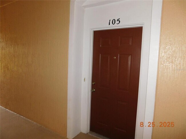 Building Photo - 6100 Stevenson Dr