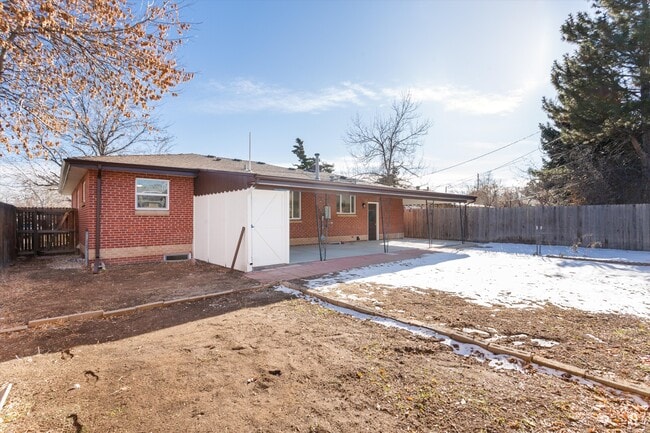 Building Photo - 1465 S Eaton St