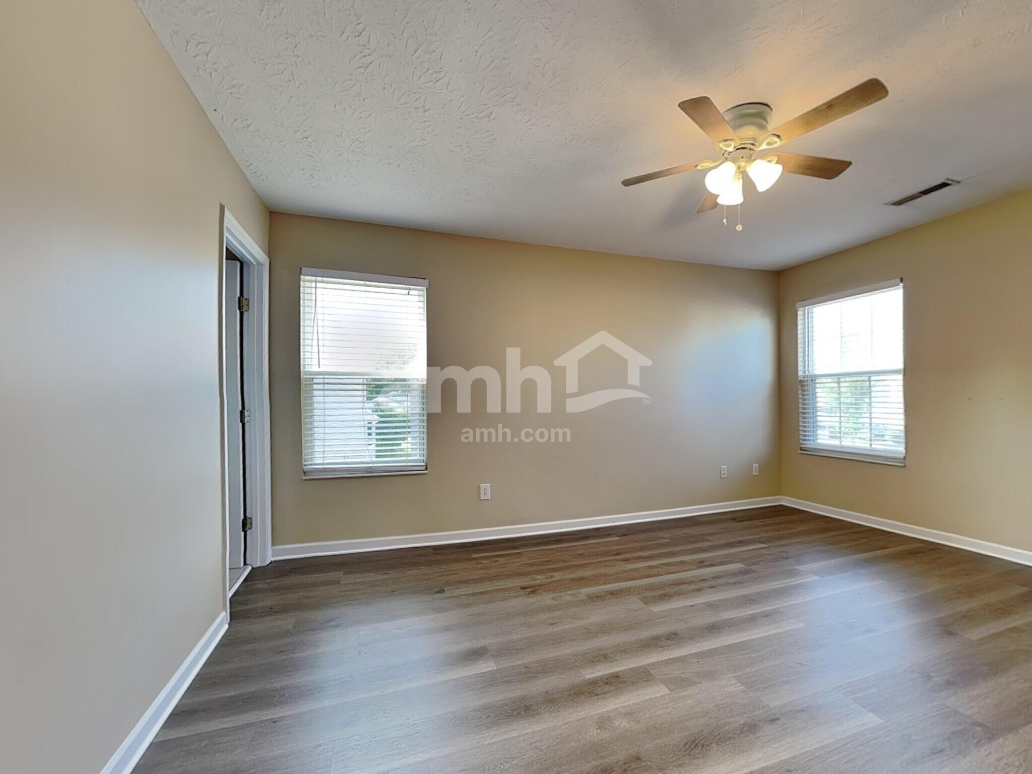 Building Photo - 5974 Marsh Cir