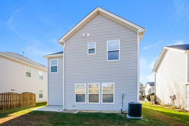 Building Photo - 507 Waterlemon Way