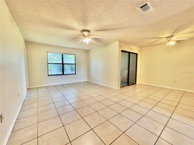 Building Photo - 5323 11th St Cir E