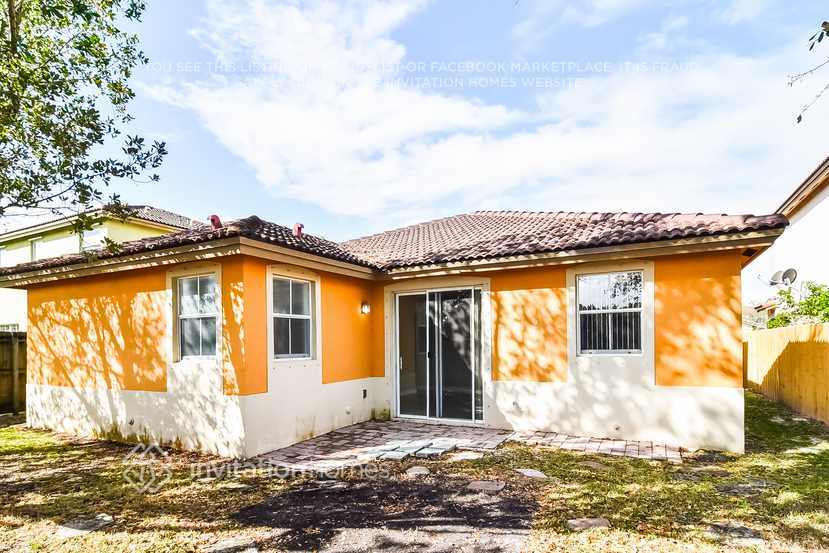 Building Photo - 9141 SW 152nd Ct
