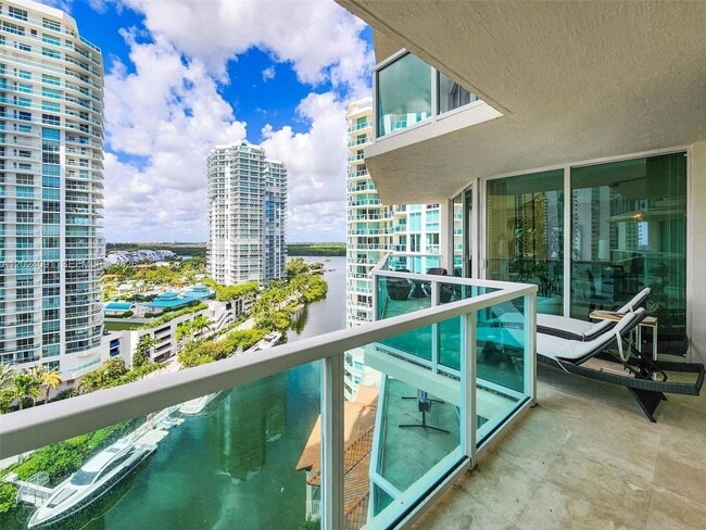 Building Photo - 150 Sunny Isles Blvd