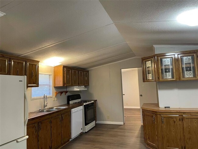 Building Photo - 228 Hambrick Rd