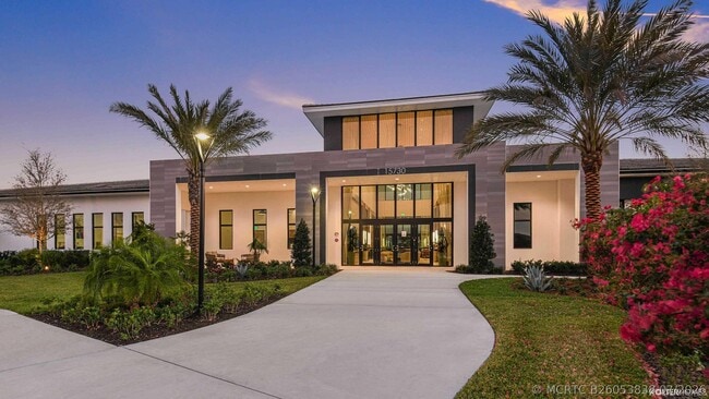 Building Photo - 5078 Lido Key Ln