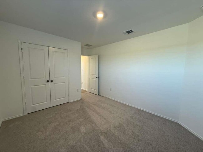 Building Photo - 200 Herald Dr