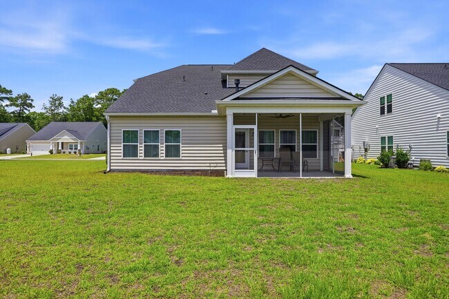 Building Photo - 9165 Island Shore Ave