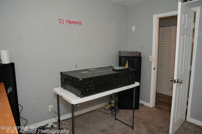 Building Photo - 2453 Wilmont Ave