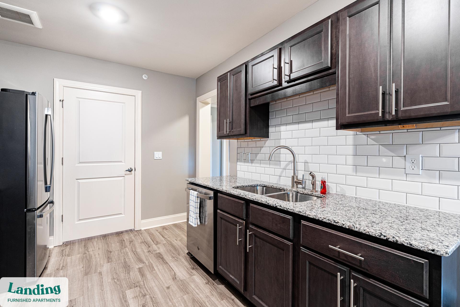 Building Photo - 305 Laredo Dr