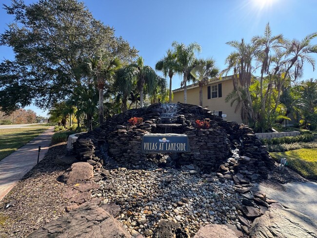 Building Photo - Oviedo 2/2 Condo with Tile & LVP Flooring,...