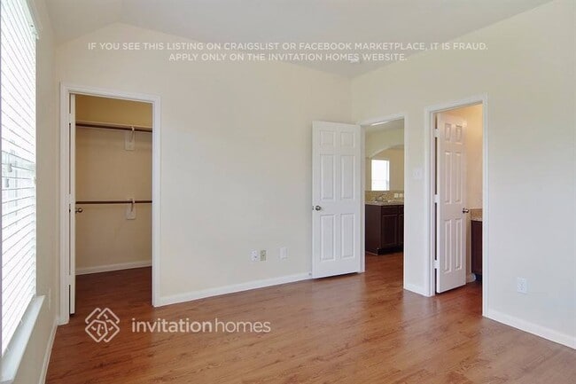 Building Photo - 18743 N Lyford Dr