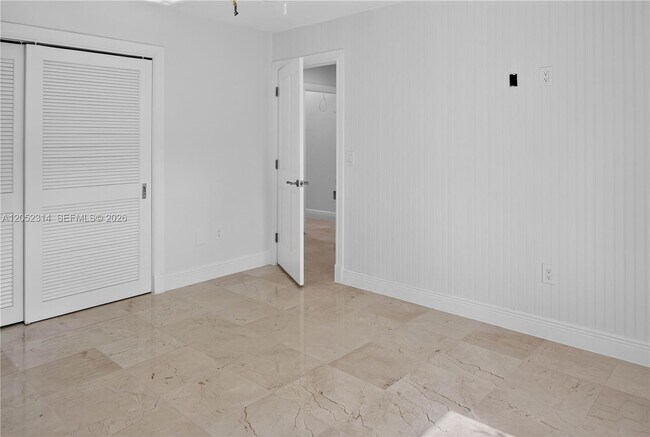 Building Photo - 10425 SW 62nd St