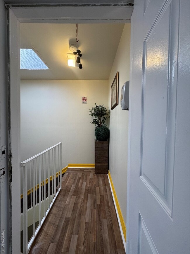 Building Photo - 948A Tilden St