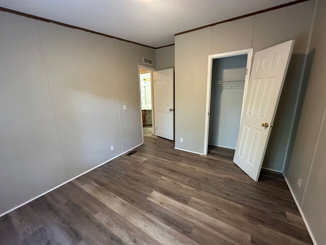 Building Photo - 16521 Timberwood