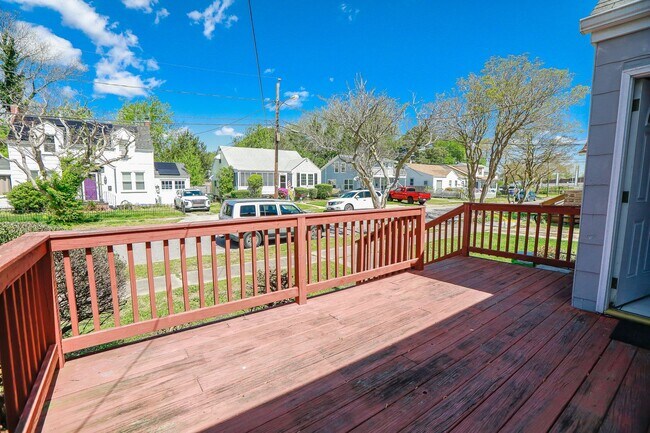 Building Photo - 9262 Coleman Ave