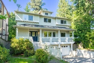 Building Photo - 4bd/2.5ba Seattle Home