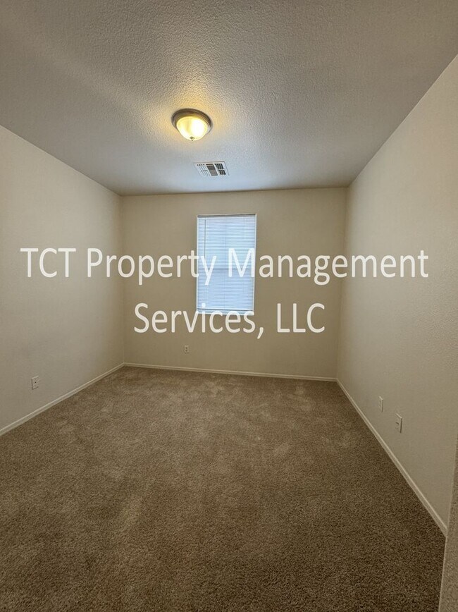 Building Photo - Beautiful 4 bedroom + loft in Johnson Ranch