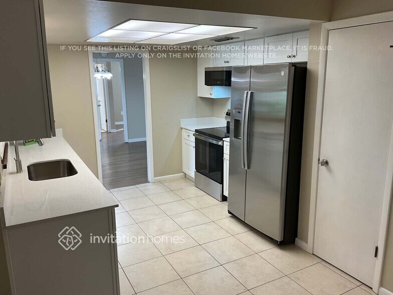 Building Photo - 798 S Atmore Cir