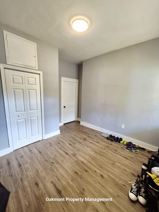Building Photo - 3307 Stockton St
