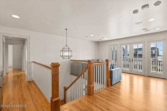 Building Photo - 1043 Barnegat Ln