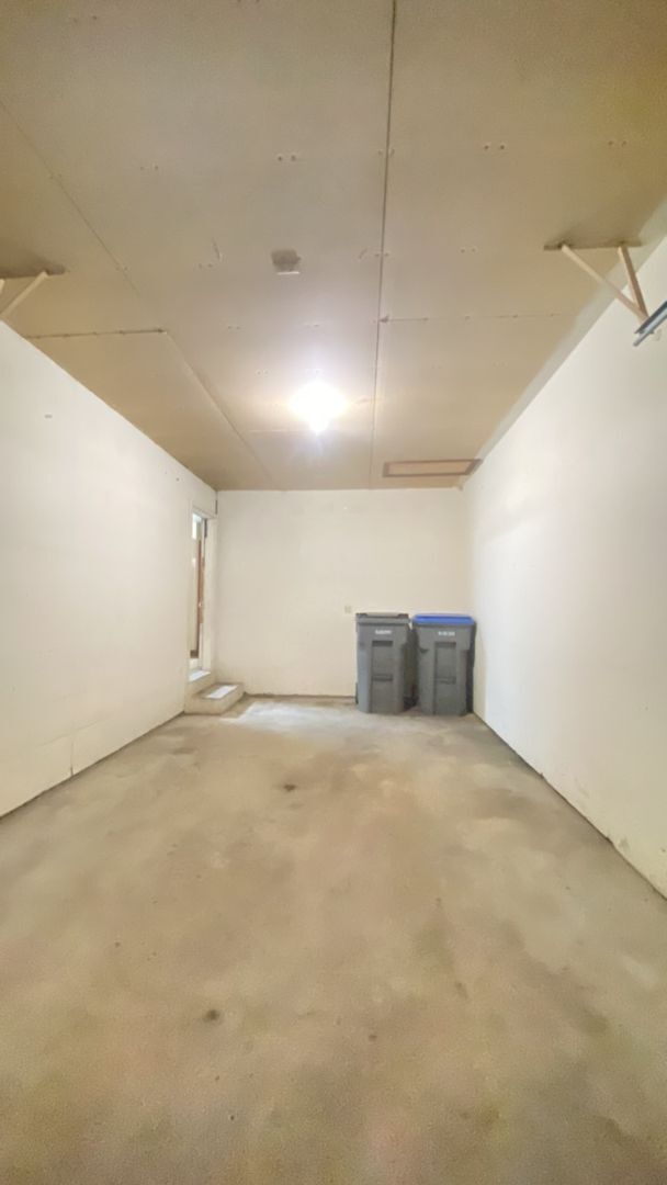 Building Photo - 1007 Zollinger Rd