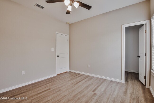 Building Photo - 1313 Corpus Ave