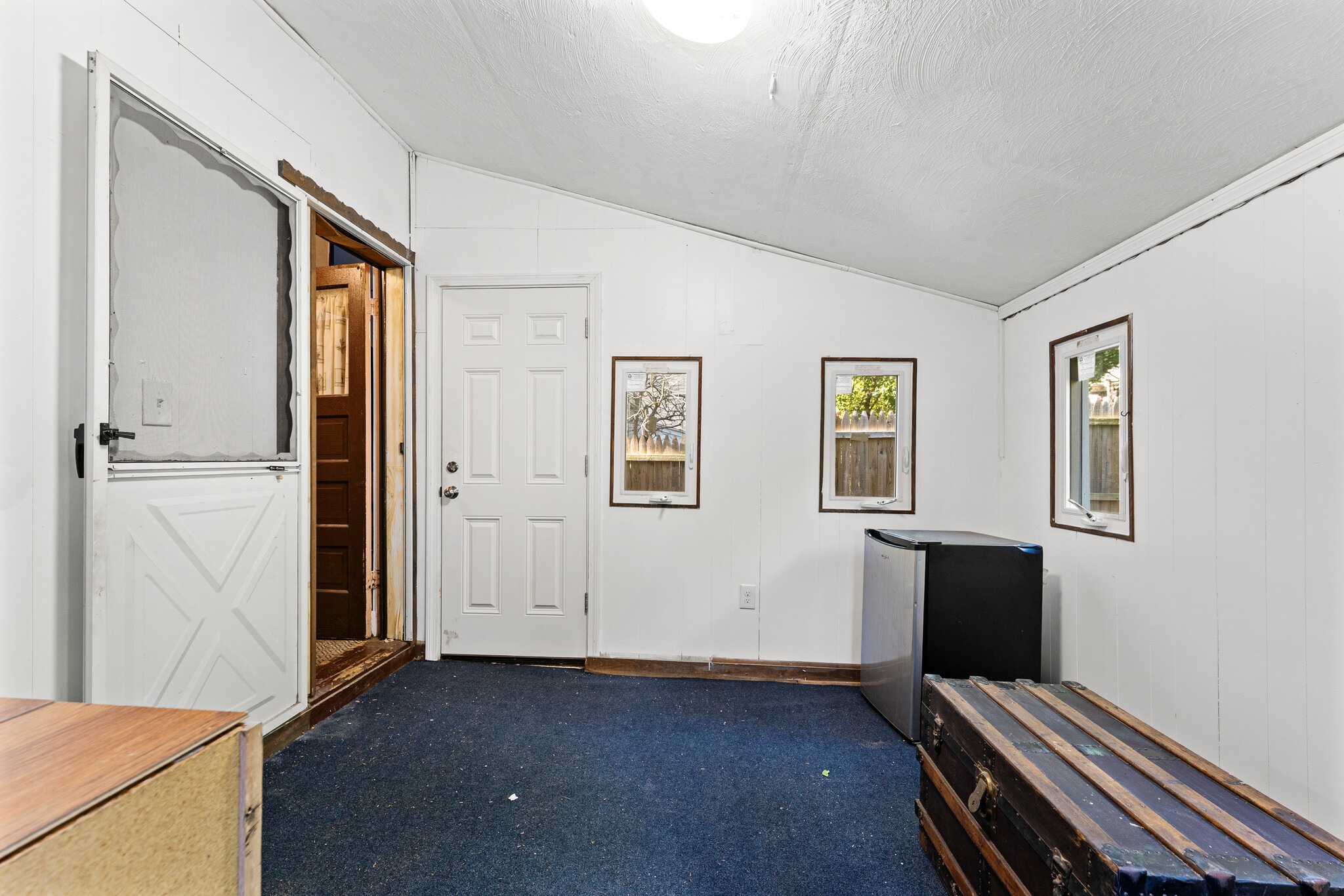 three season room - 31 Cameron Ave